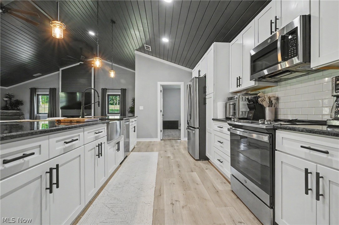 8099 West Western Reserve Road Canfield, OH 44406 - Photo 8 of 44