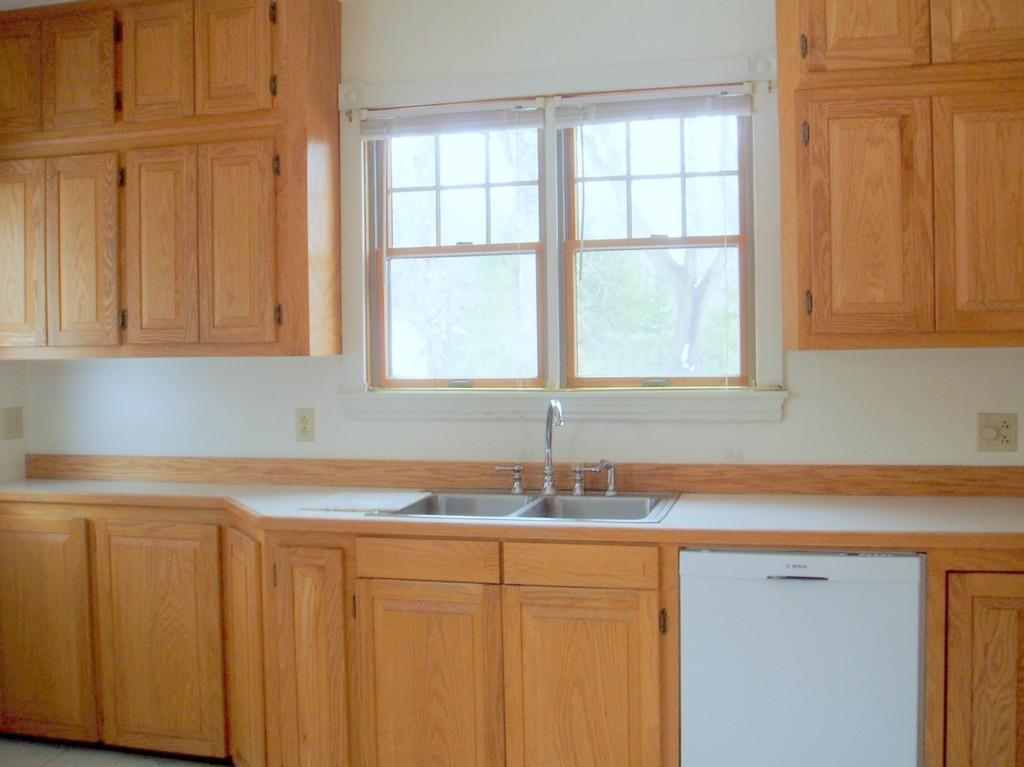80 Summit Road Mount Desert, ME 04662 - Photo 4 of 10 Kitchen with lots of counter space...