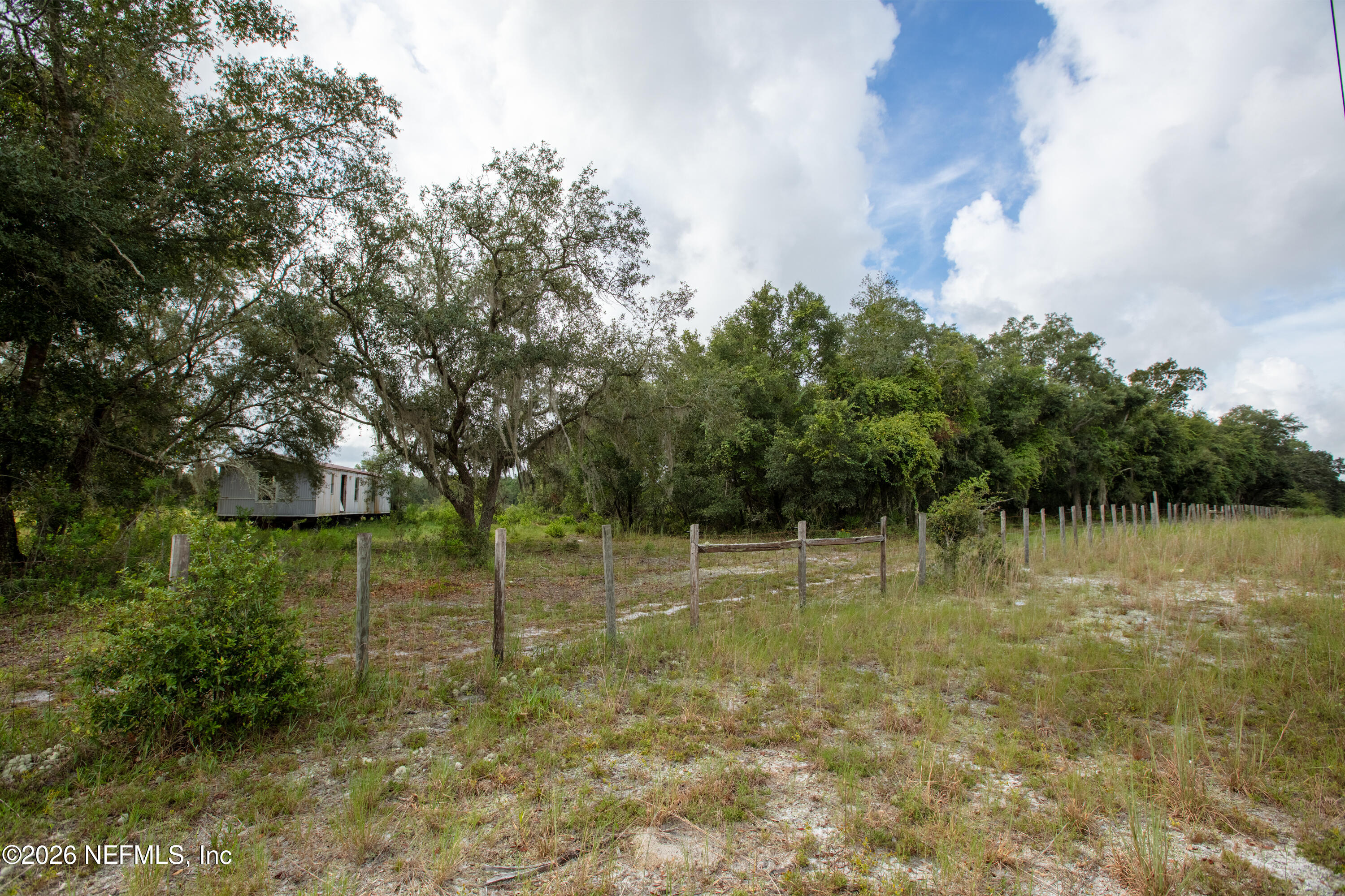 7670 Bundy Lake Road Keystone Heights, FL 32656 - Photo 10 of 22 a view of a basketball court