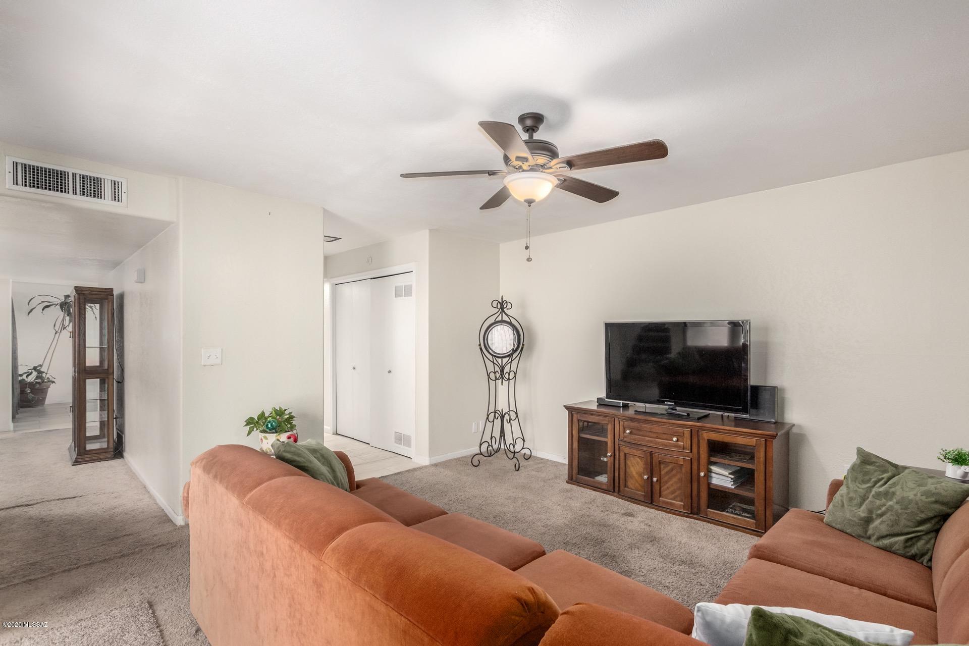 3440 North Eagle Road Tucson, AZ 85750 - Photo 14 of 28 Gallery Image 14
