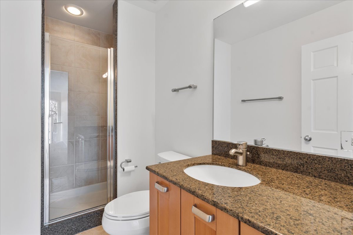 1776 Chestnut Avenue Glenview, IL 60025 - Photo 13 of 23