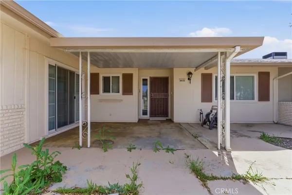 $345,000 | 26125 McCall Boulevard, Menifee, CA 92586