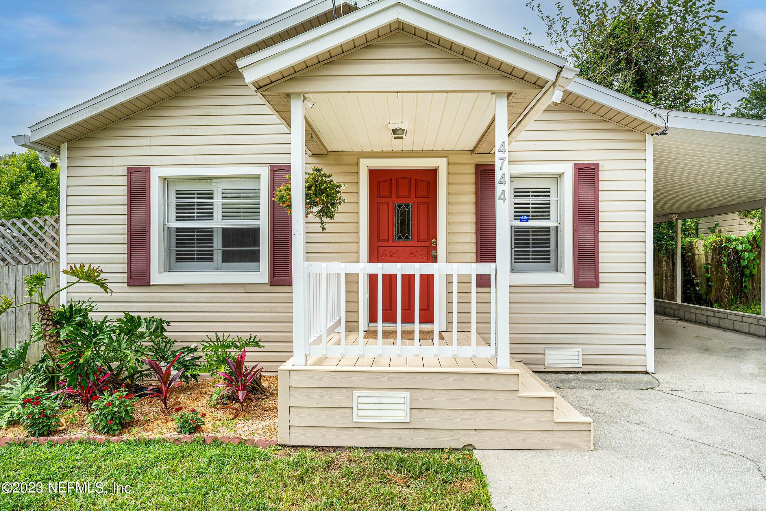 4744 Bedford Road Jacksonville, FL 32207 - Photo 4 of 24 DSC02525-HDR-Edit
