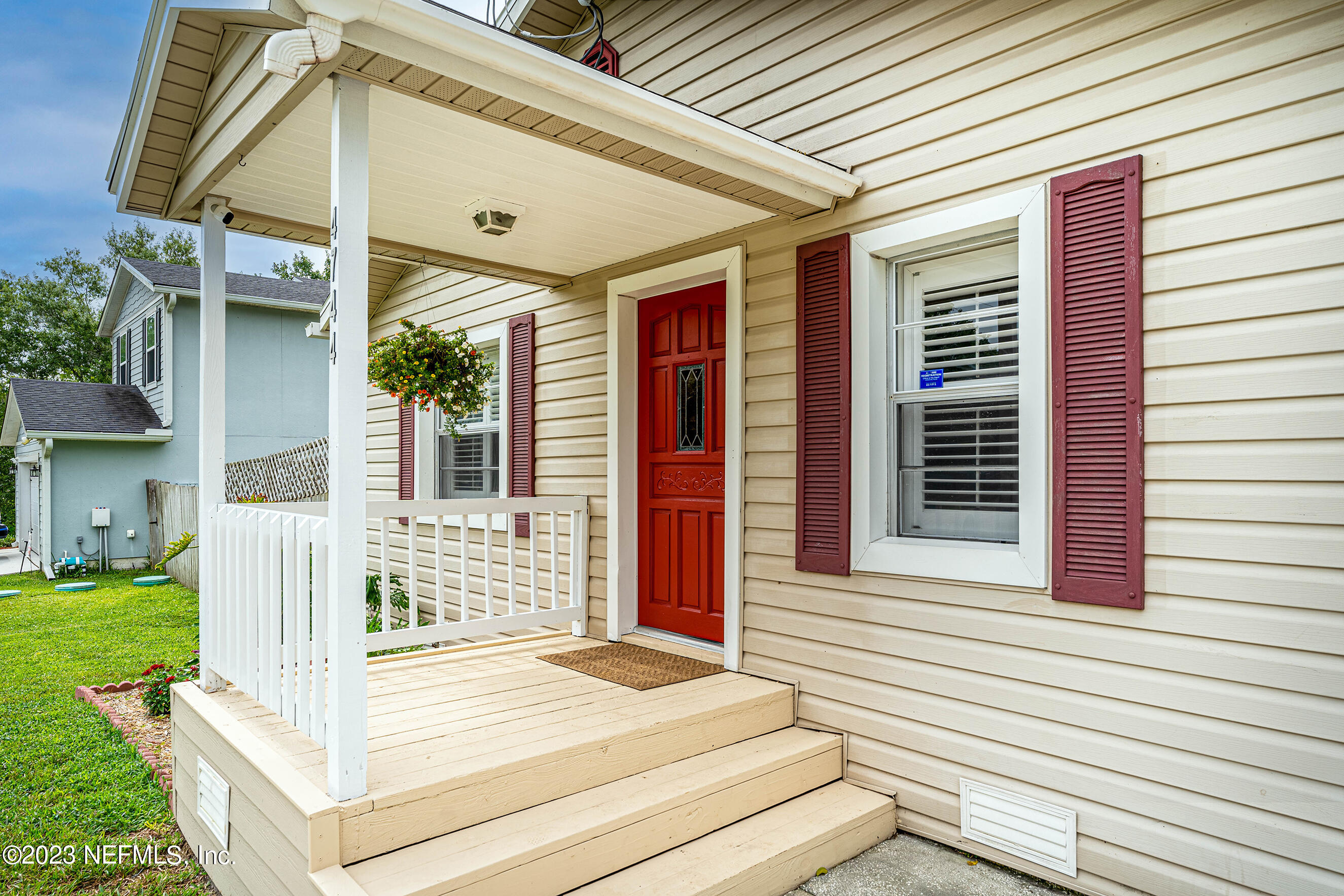 4744 Bedford Road Jacksonville, FL 32207 - Photo 5 of 24 DSC02530-HDR-Edit