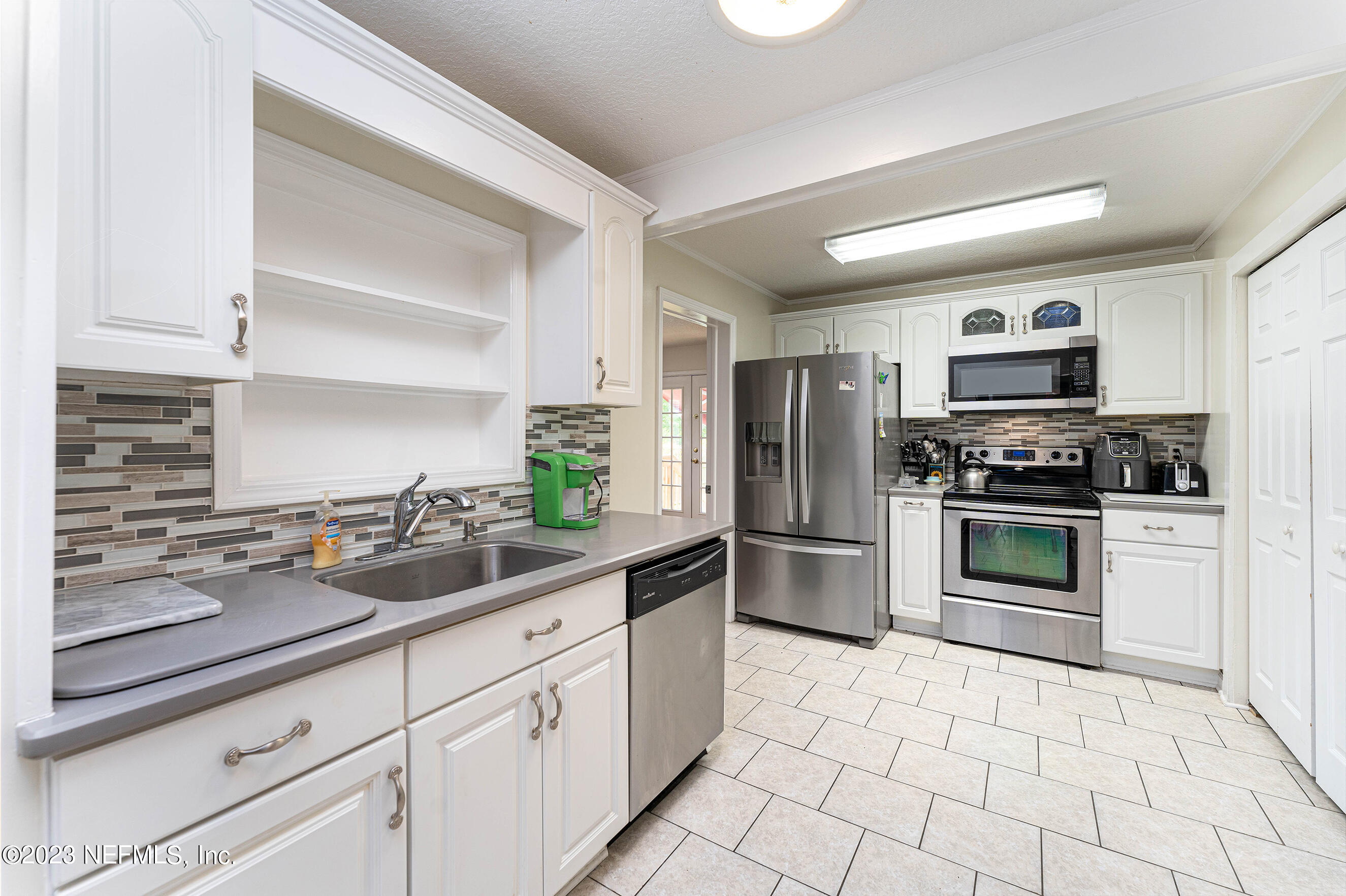 4744 Bedford Road Jacksonville, FL 32207 - Photo 10 of 24 DSC02649-Edit