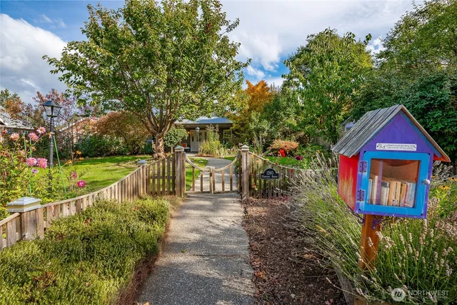 $625,000 | 1260 Harrison Avenue, Blaine, WA 98230