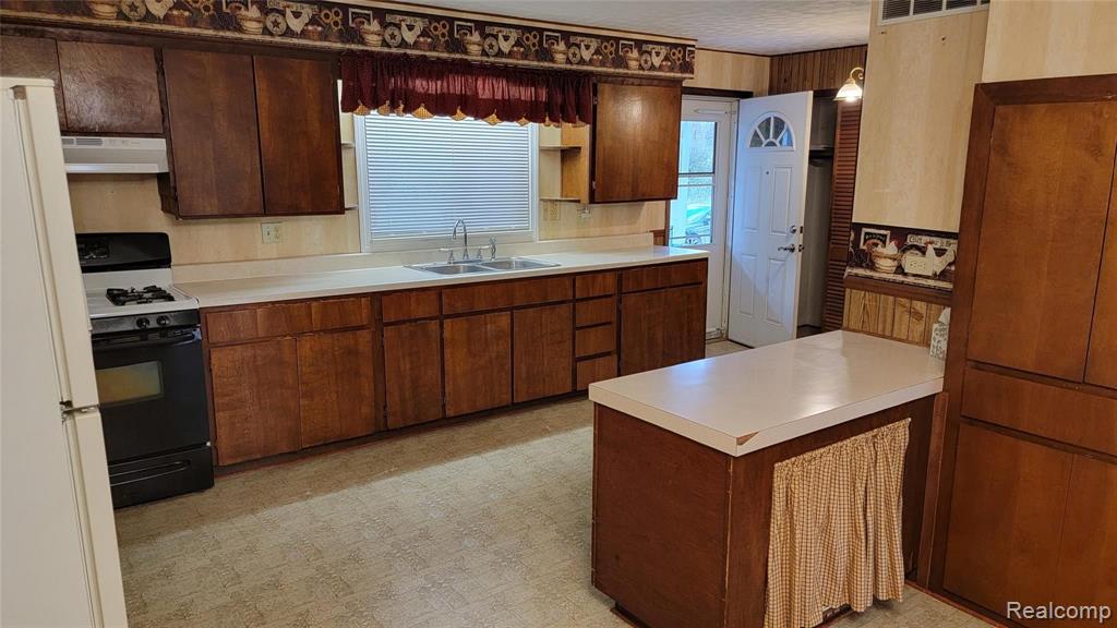 16009 Imlay City Road Capac, MI 48014 - Photo 21 of 25