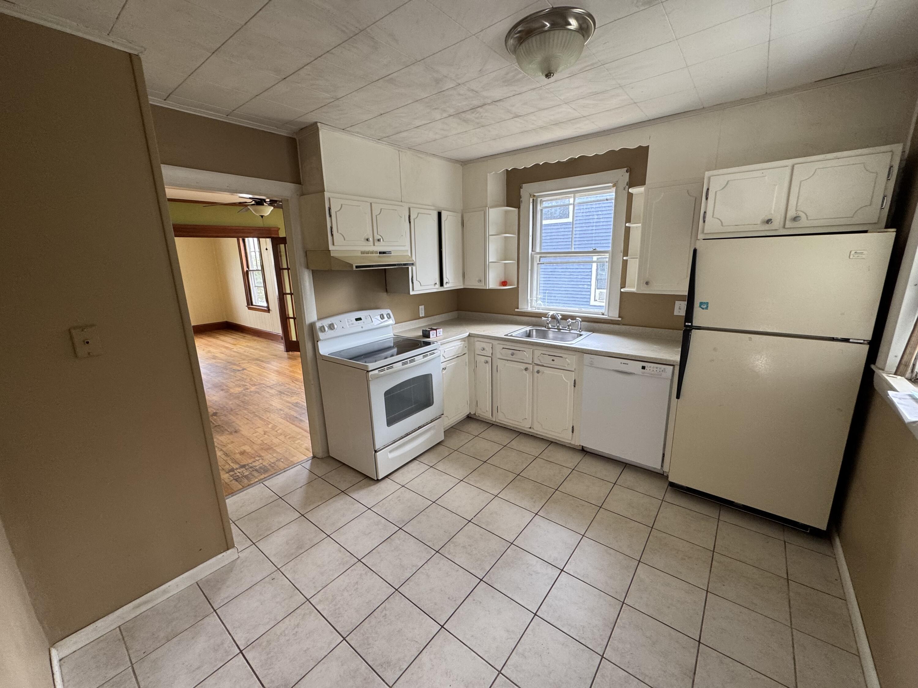 42 Murray Street Portland, ME 04103 - Photo 14 of 27 IMG_2753