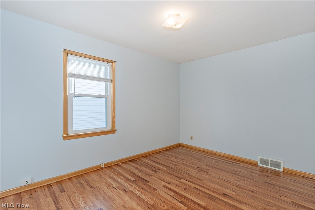 30104 Warren Road Wickliffe, OH 44092 - Photo 19 of 45 Bedroom #2