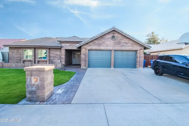 $3,700 | 907 East San Remo Avenue, Gilbert, AZ 85234