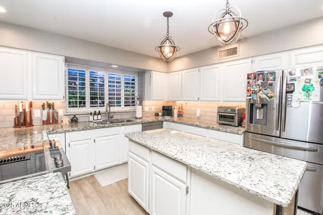 $3,700 | 907 East San Remo Avenue, Gilbert, AZ 85234