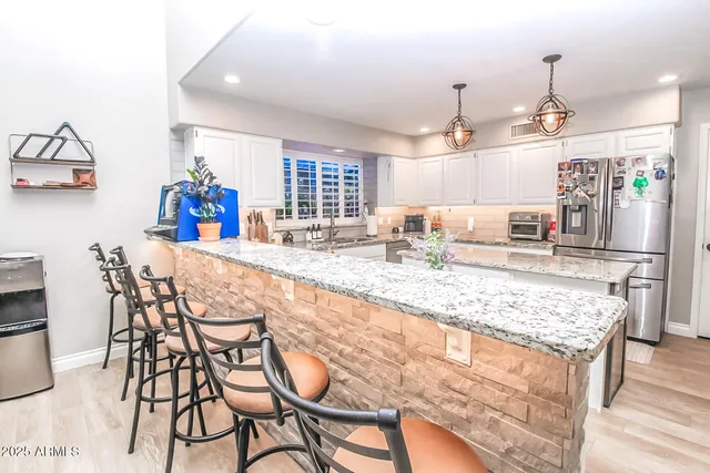 $3,700 | 907 East San Remo Avenue, Gilbert, AZ 85234