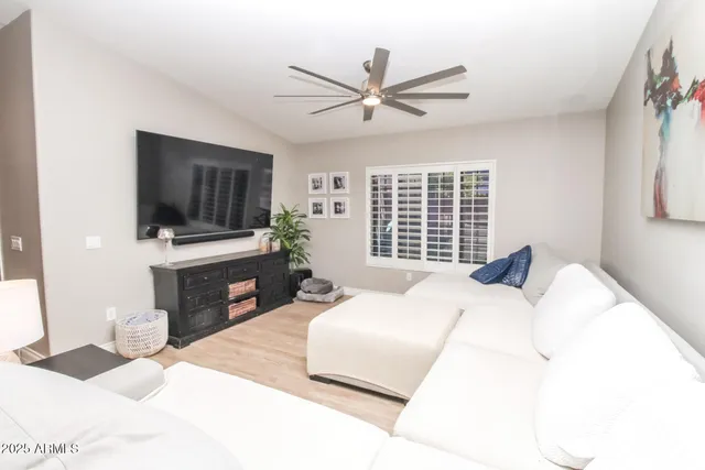 $3,700 | 907 East San Remo Avenue, Gilbert, AZ 85234