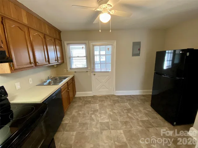 $1,395 | 907 Lexington Avenue, Unit 4, Charlotte, NC 28203