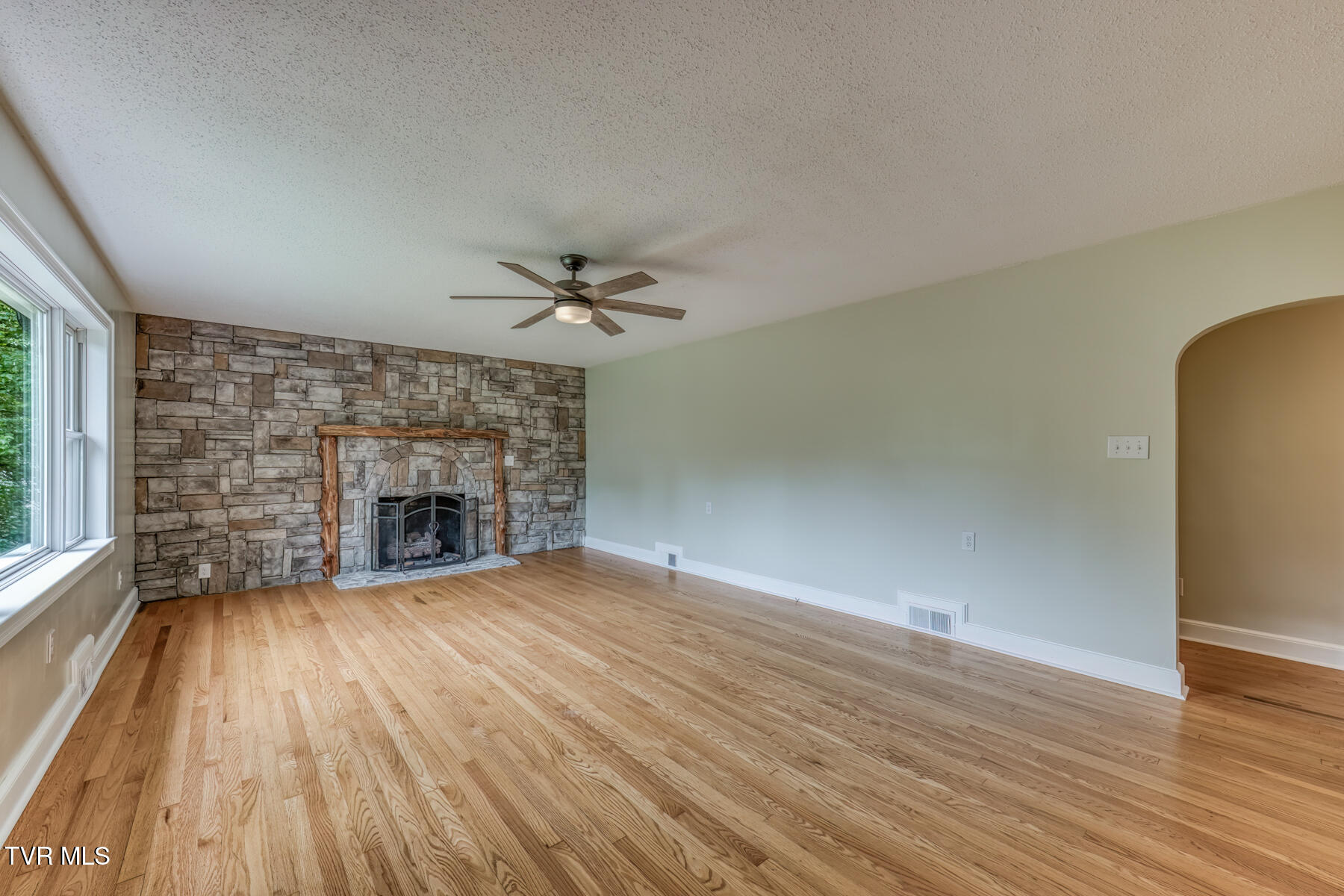 3935 Erwin Highway Afton, TN 37616 - Photo 22 of 83 3935 Erwin Hwy-22