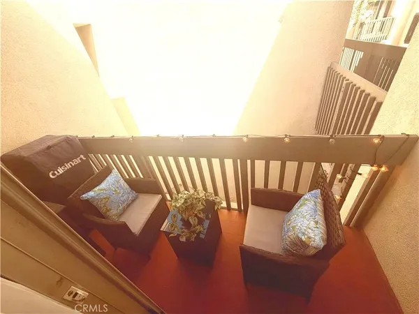 $567,500 | 5300 Fairview Boulevard, Unit 19, Los Angeles, CA 90056