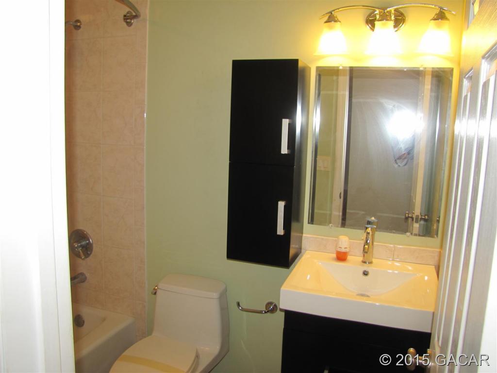 7220 Southwest 18 Place Gainesville, FL 32607 - Photo 6 of 18
