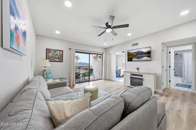$1,800 | 16540 East Gunsight Drive, Unit 2001, Fountain Hills, AZ 85268