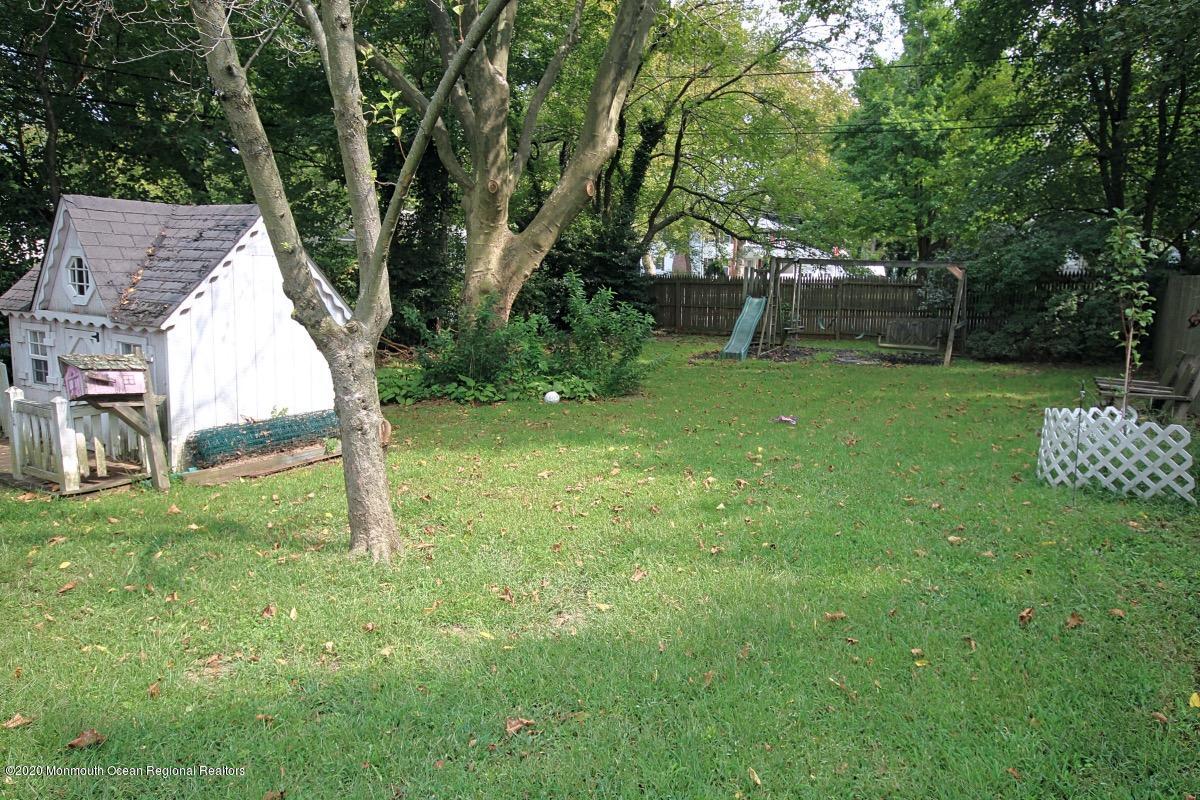 587 Holmdel Road Hazlet, NJ 07730 - Photo 19 of 24 IMG_7103_Fotor