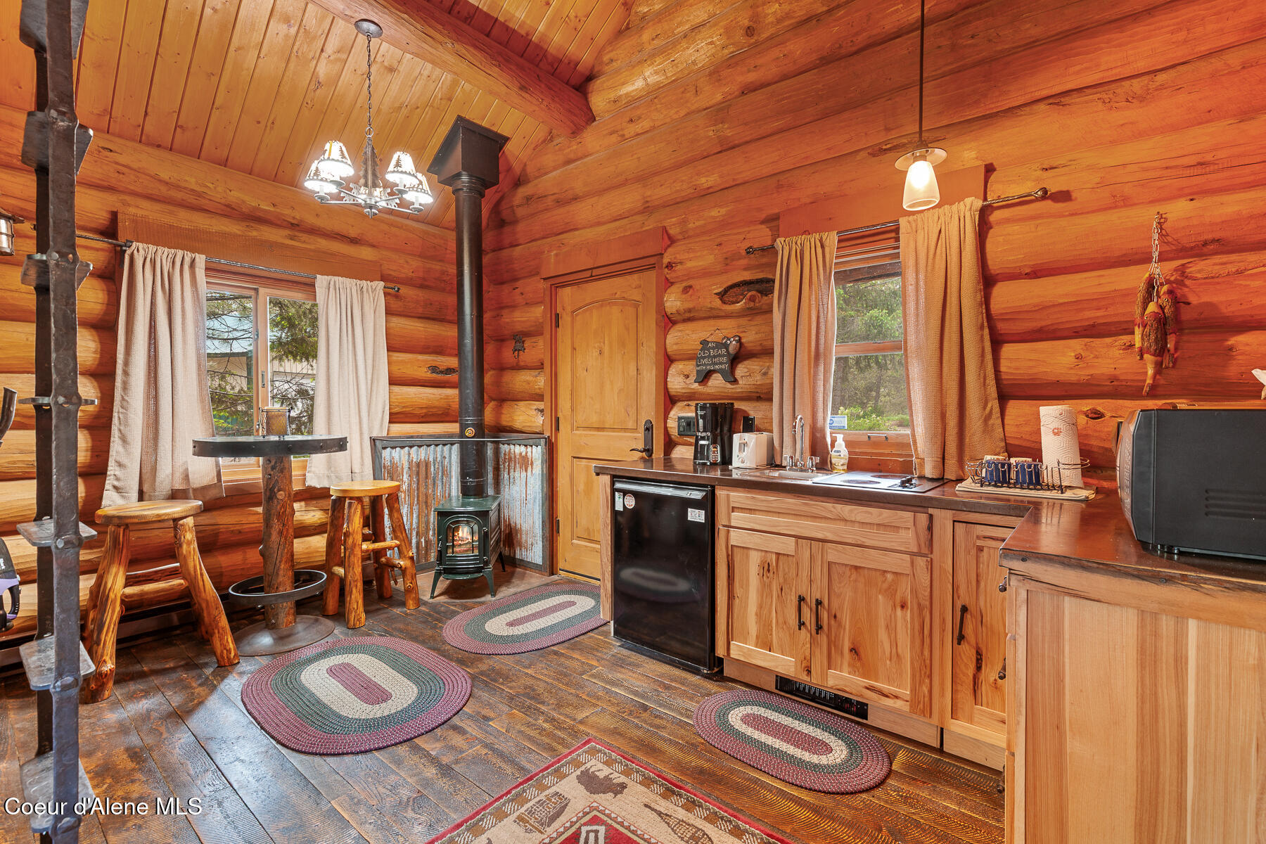 31756 North Riffle Road Spirit Lake, ID 83869 - Photo 6 of 48 Log cabin-high ceiling