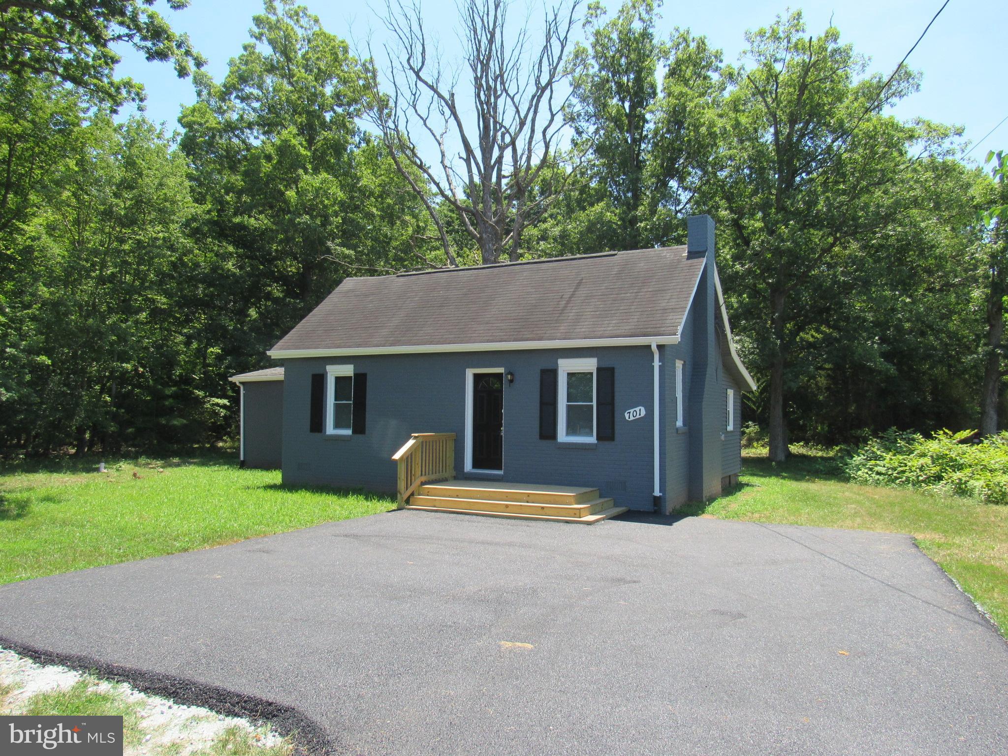 701 Accokeek Road Accokeek, MD 20607 - Photo 1 of 17 Exterior (Front)