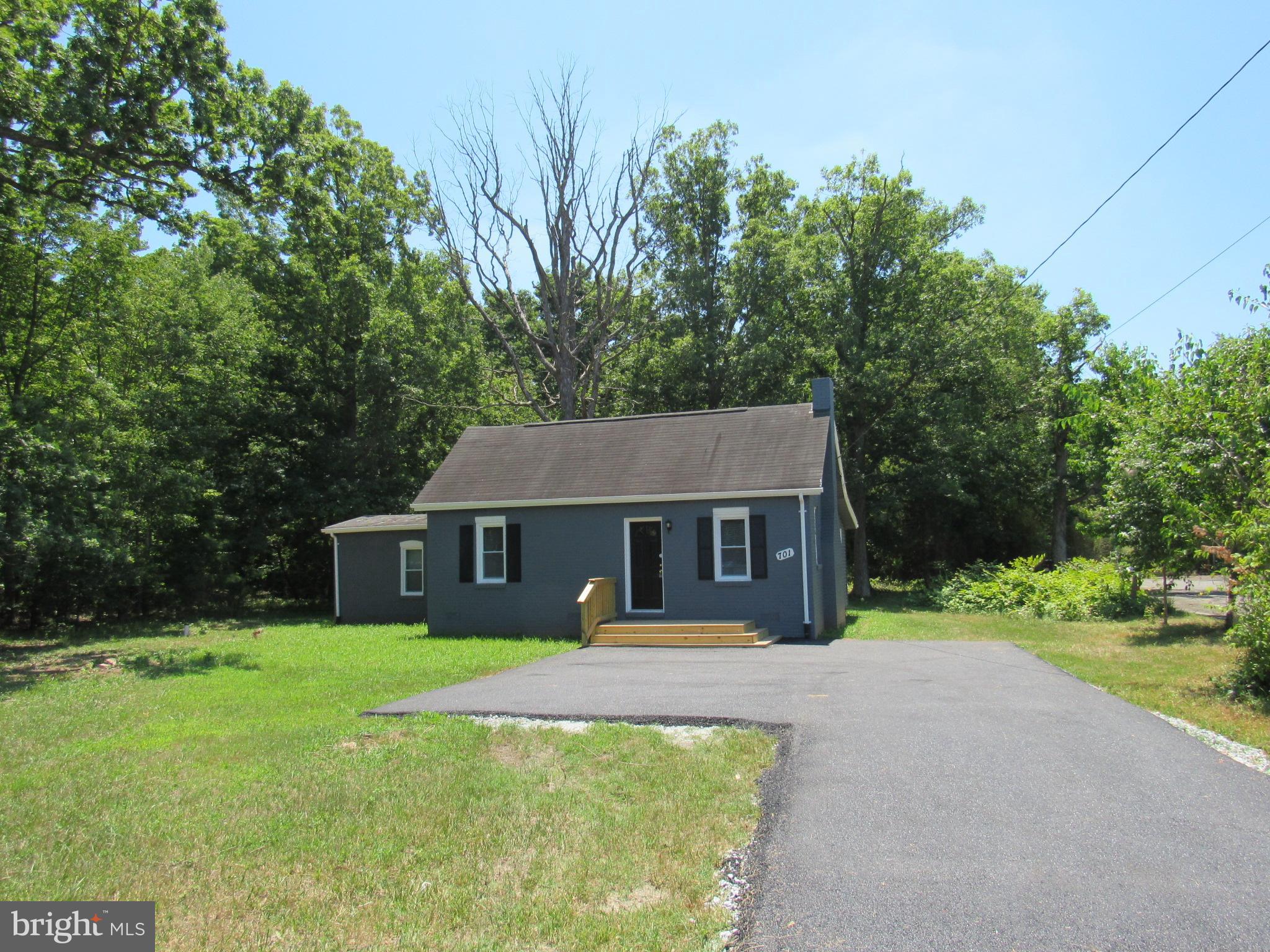701 Accokeek Road Accokeek, MD 20607 - Photo 3 of 17 Exterior (Front)