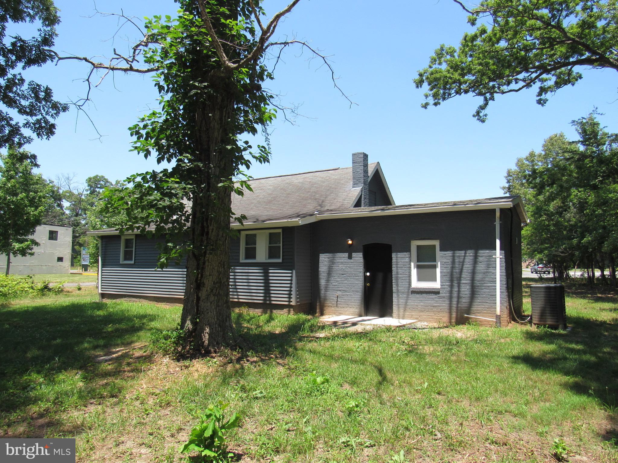 701 Accokeek Road Accokeek, MD 20607 - Photo 4 of 17 Exterior (Rear)