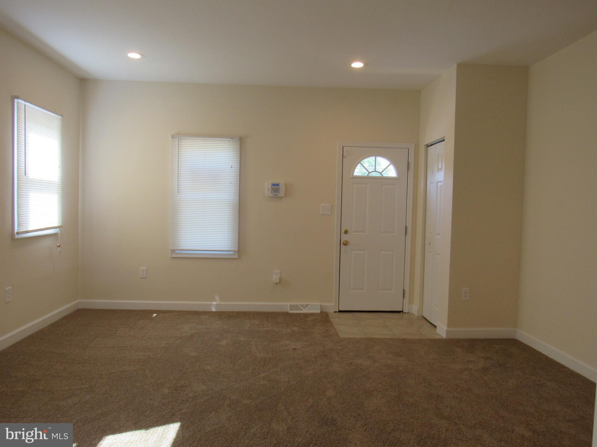 701 Accokeek Road Accokeek, MD 20607 - Photo 5 of 17 Living Room