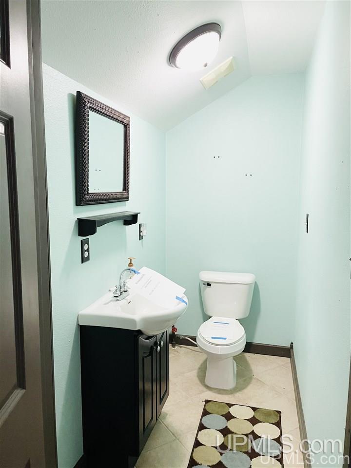 5647 23.5 Road Gladstone, MI 49837 - Photo 21 of 49 Gallery Image 21
