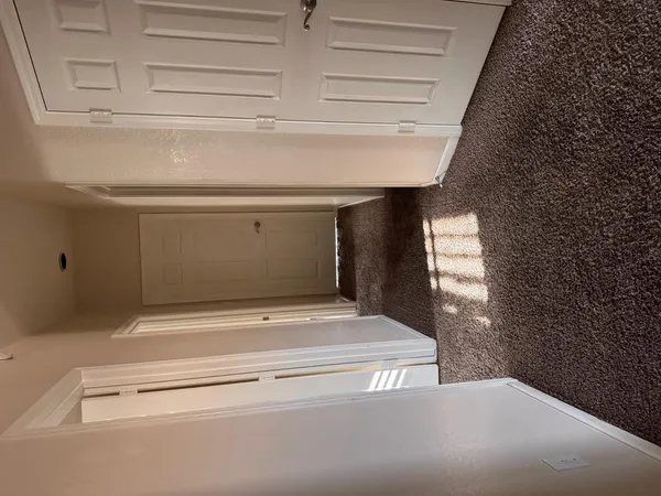 $2,550 | 979 East Brentrup Drive, Tempe, AZ 85283