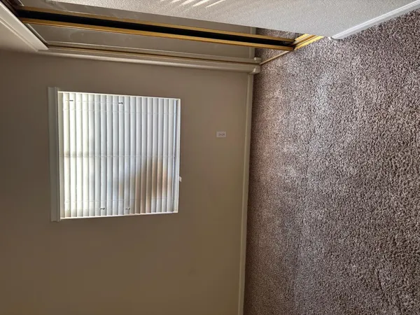 $2,550 | 979 East Brentrup Drive, Tempe, AZ 85283