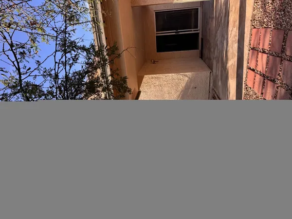 $2,550 | 979 East Brentrup Drive, Tempe, AZ 85283