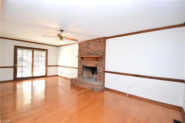 $2,100 | 422 Wildwood Lane, Graham, NC 27253