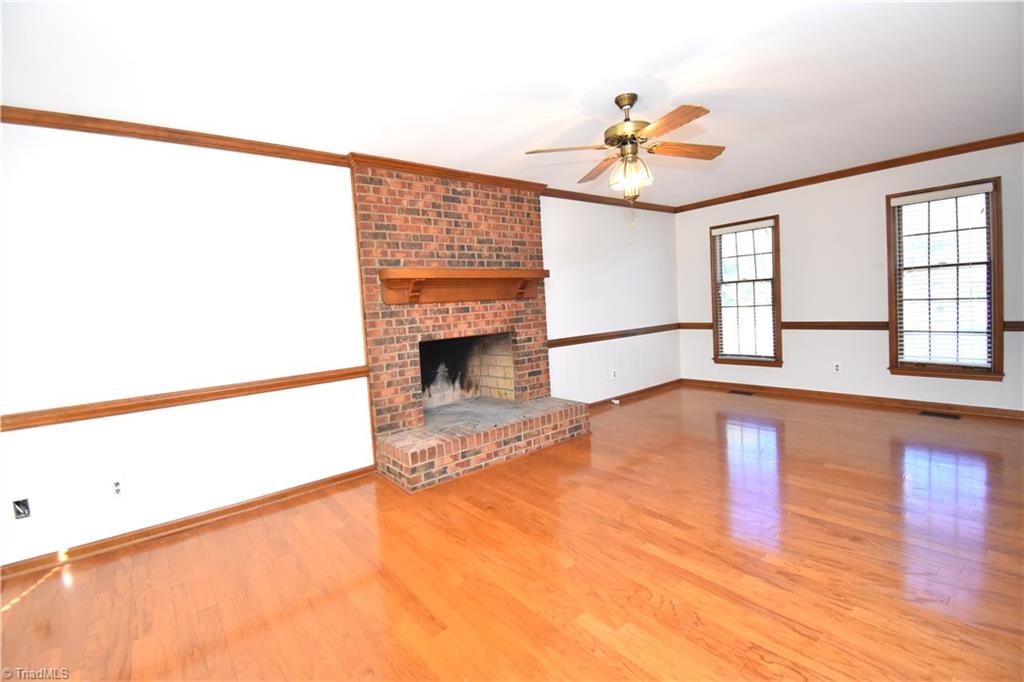 422 Wildwood Lane Graham, NC 27253 - Photo 10 of 22 What a great space!!!