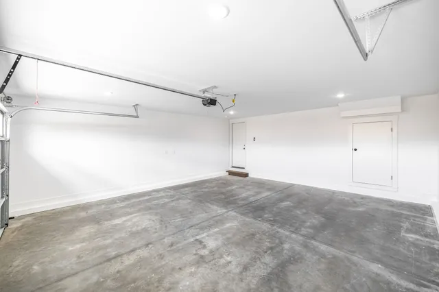 an empty room with a empty space