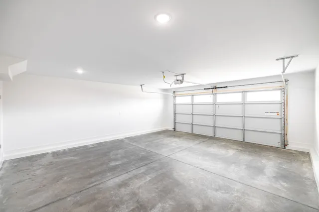 $465,000 | 4093 Hereford Drive, Greenbrier, TN 37073