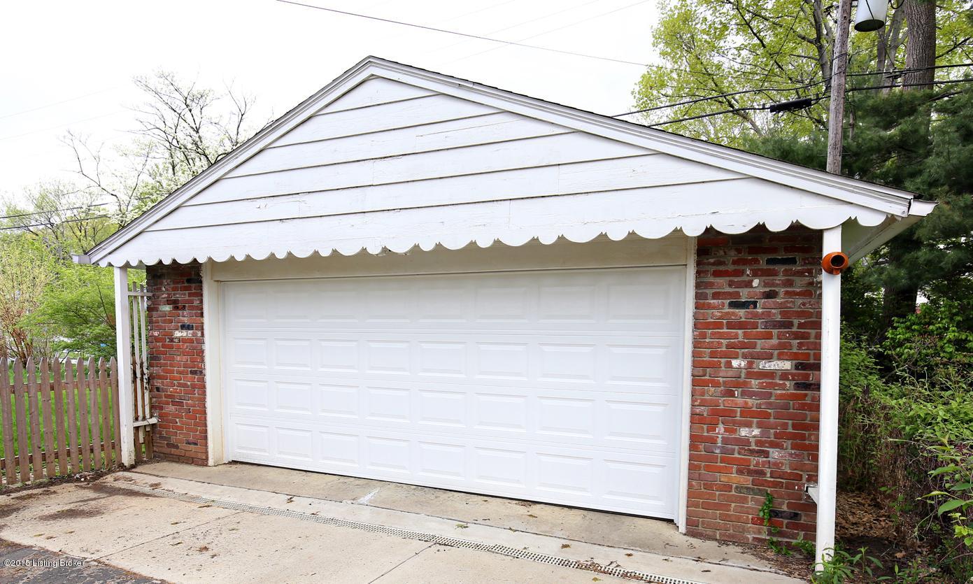 4309 Lincoln Road Louisville, KY 40220 - Photo 40 of 41 garage
