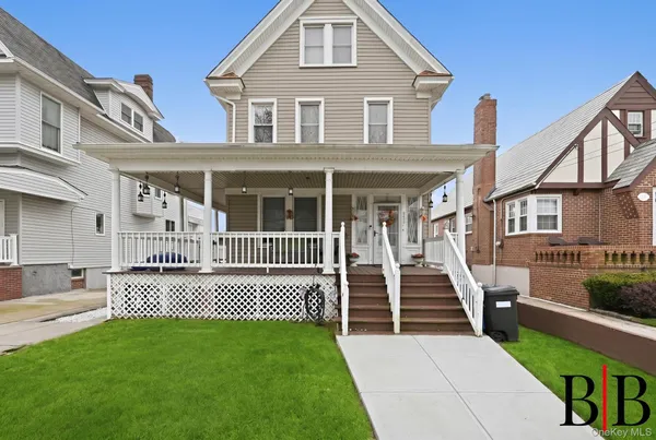 $1,249,000 | 533 Beach 130th Street | Belle Harbor