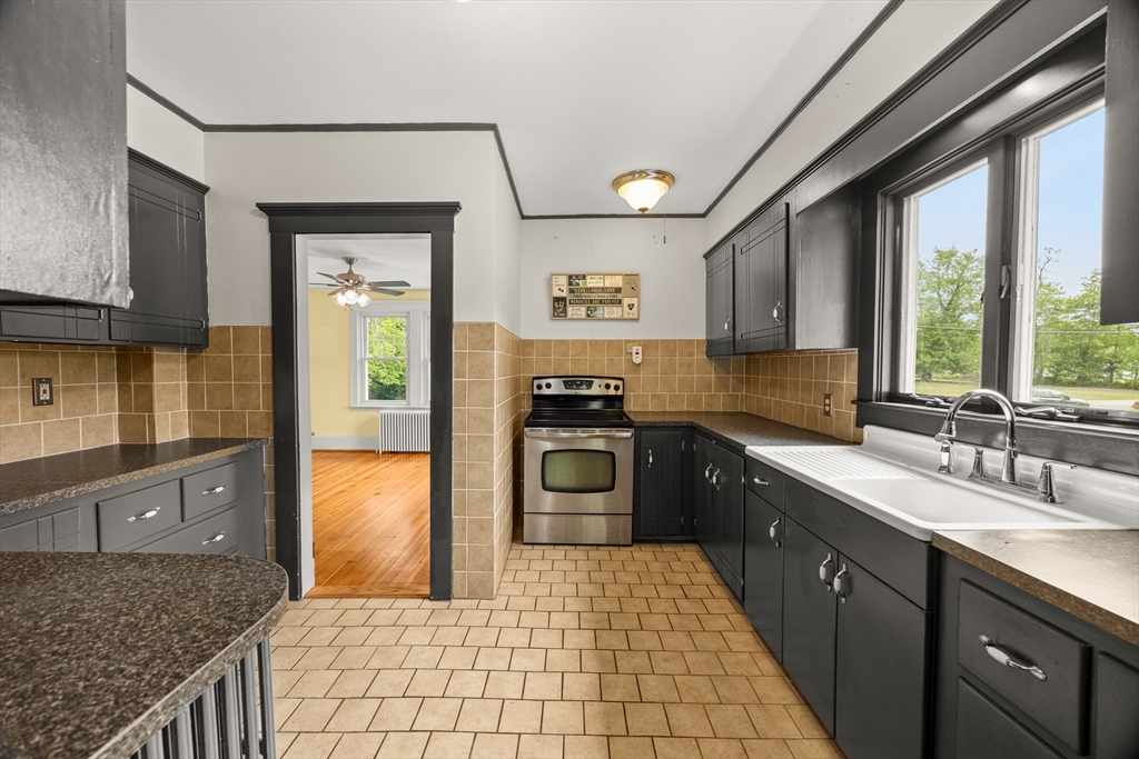 955 Middle Road Acushnet, MA 02743 - Photo 8 of 26