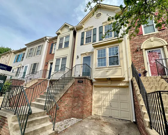 $2,950 | 3006 Heritage Springs Court, Alexandria, VA 22306