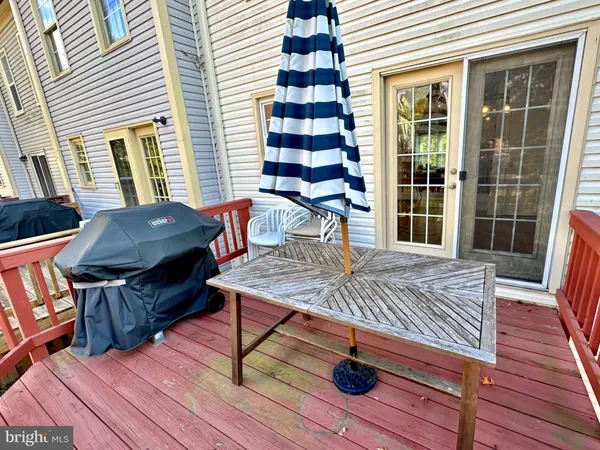 $2,950 | 3006 Heritage Springs Court, Alexandria, VA 22306