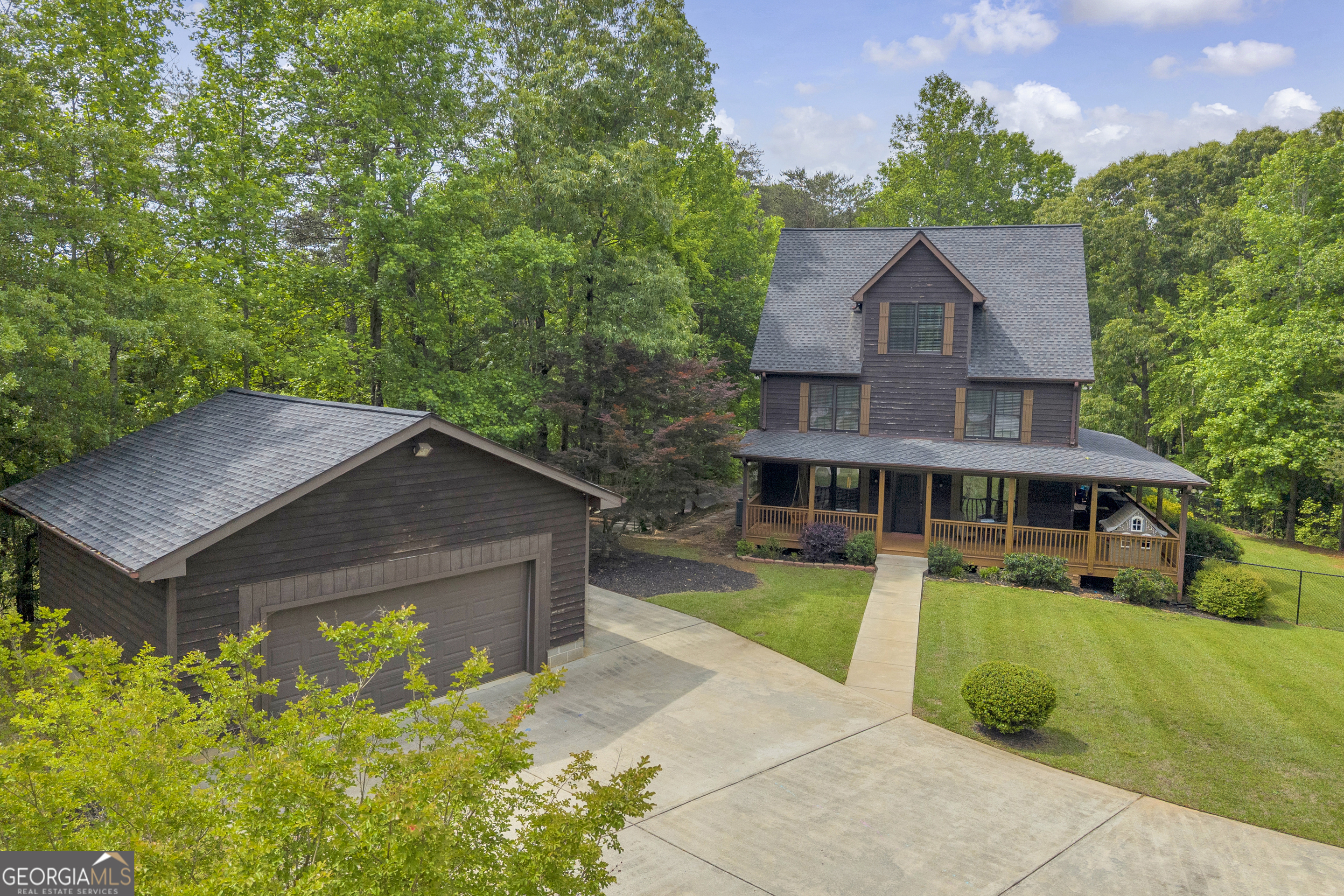 946 Riverdale Road Toccoa, GA 30577 - Photo 1 of 63