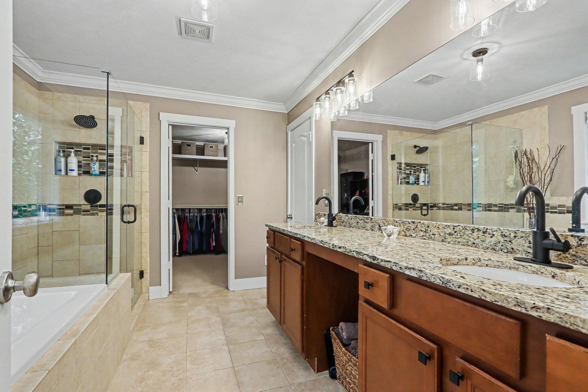 5901 Waters Ridge Court Kalamazoo, MI 49009 - Photo 16 of 46 file_1199 (1)