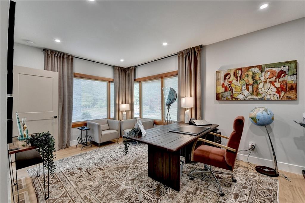 120 Mt Moriah Road Auburn, GA 30011 - Photo 26 of 48 a workspace with furniture and window