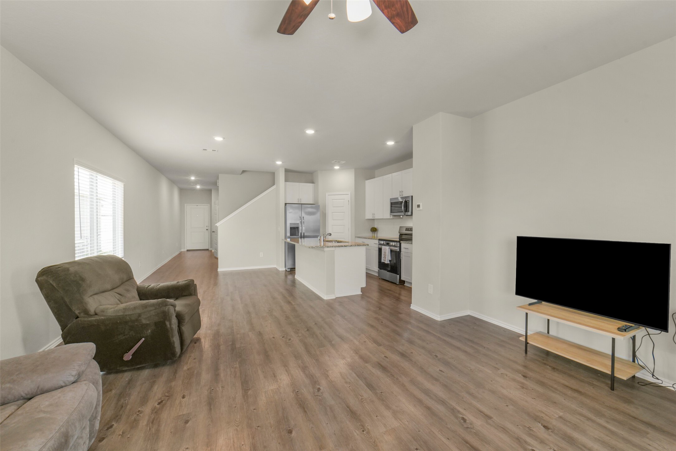 21610 Desert Lilly Road Waller, TX 77484 - Photo 7 of 36