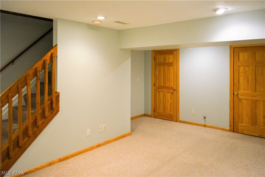 4225 Jennings Rdg Road, Unit 4225 Cleveland, OH 44109 - Photo 28 of 32 Gallery Image 28