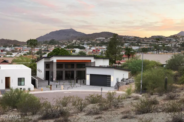 $1,749,999 | 13036 North 23rd Place, Phoenix, AZ 85022