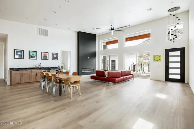 $1,699,999 | 13036 North 23rd Place, Phoenix, AZ 85022