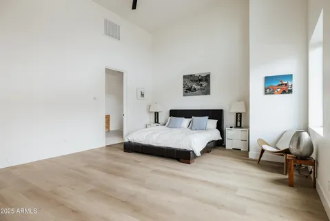 $1,749,999 | 13036 North 23rd Place, Phoenix, AZ 85022