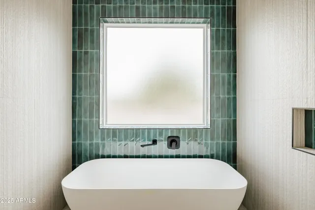 $1,699,999 | 13036 North 23rd Place, Phoenix, AZ 85022